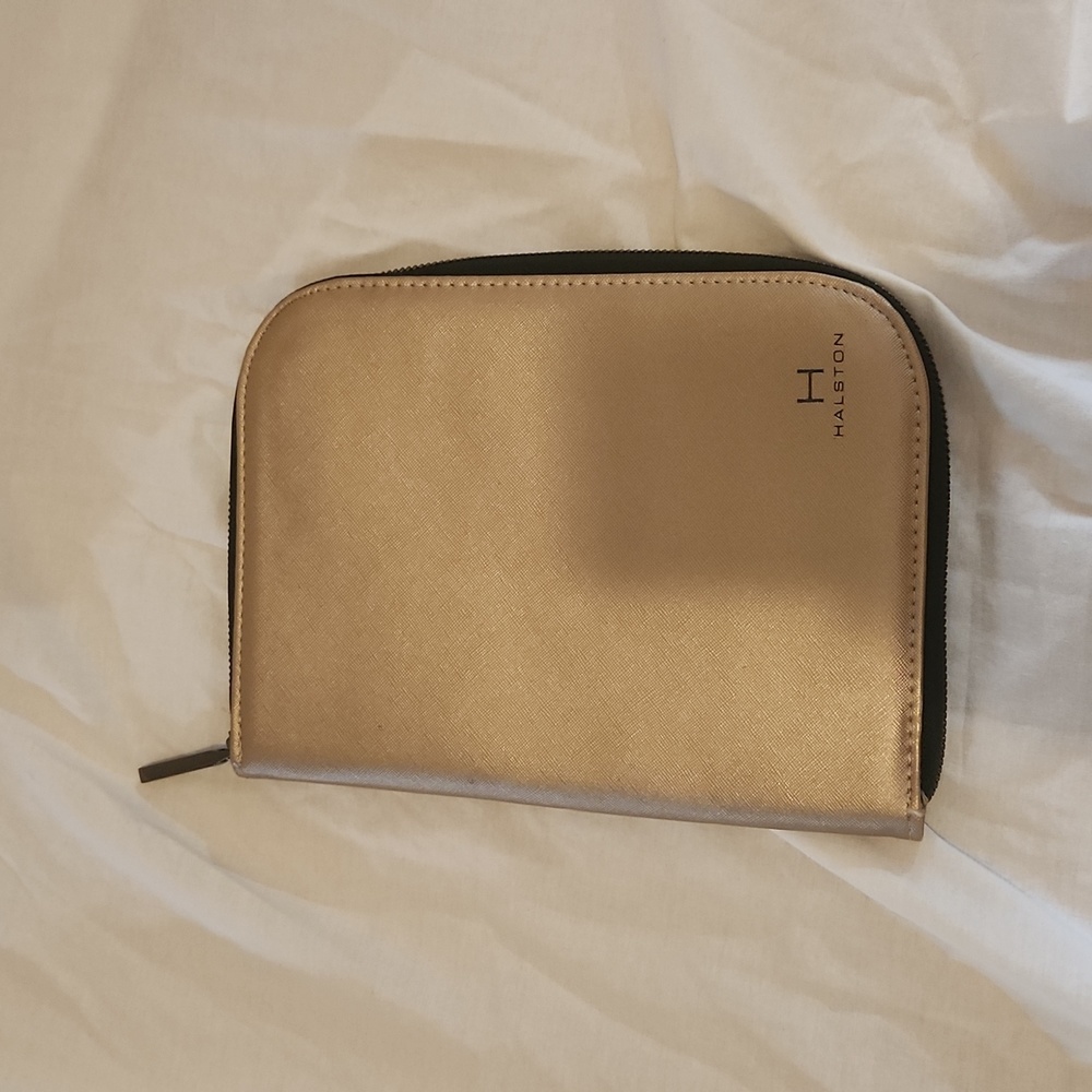NWOT Halston Gold Travel Jewelry Case (zippered)